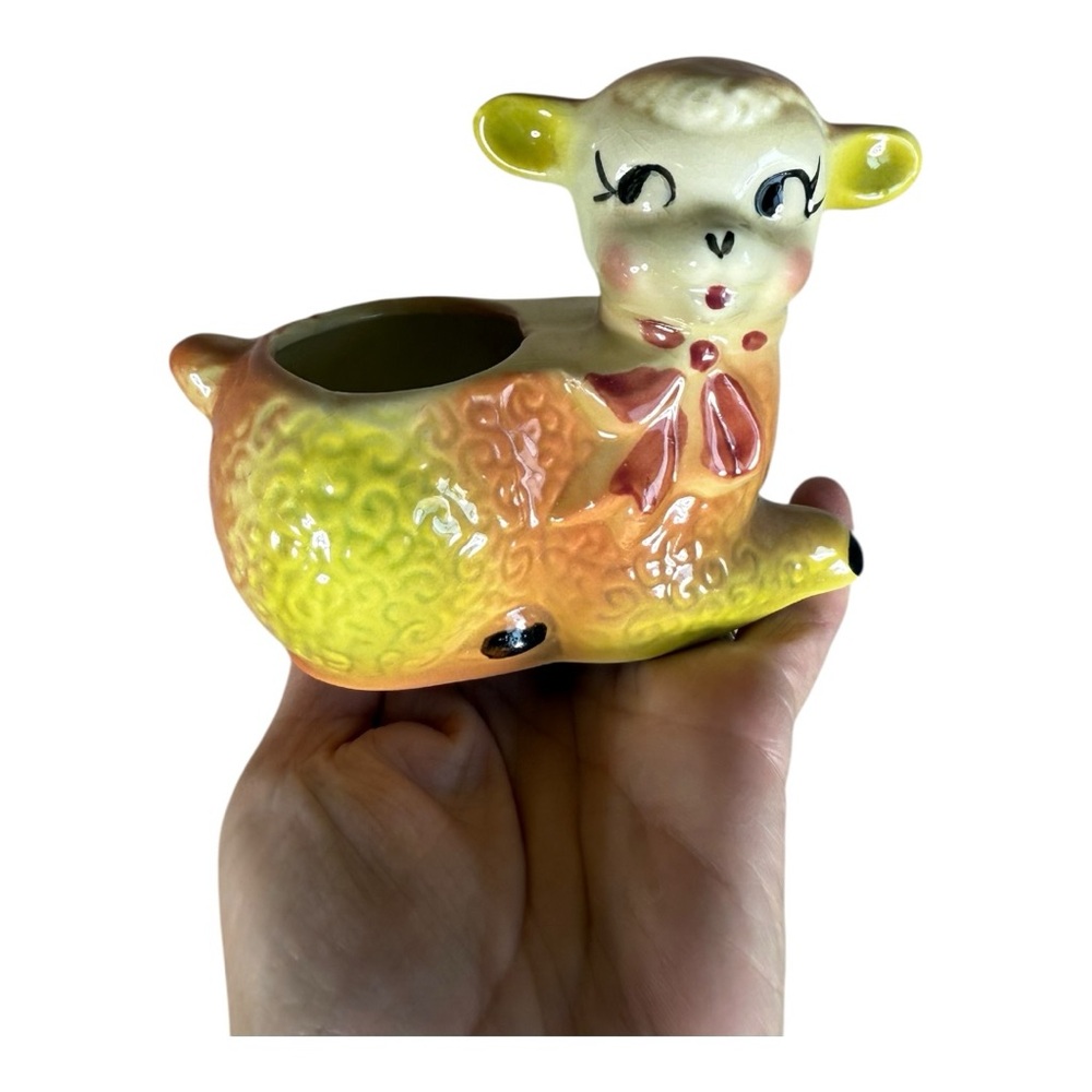 Charming Ceramic‎ Lamb Planter